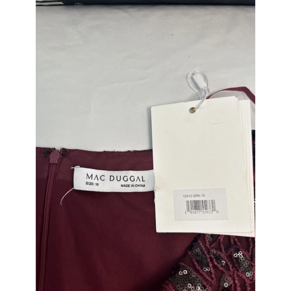 NWT $698 Mac Duggal‎ [ 16 ] Long Sleeve Ruched Sequined V Neck Gown Garnet Red